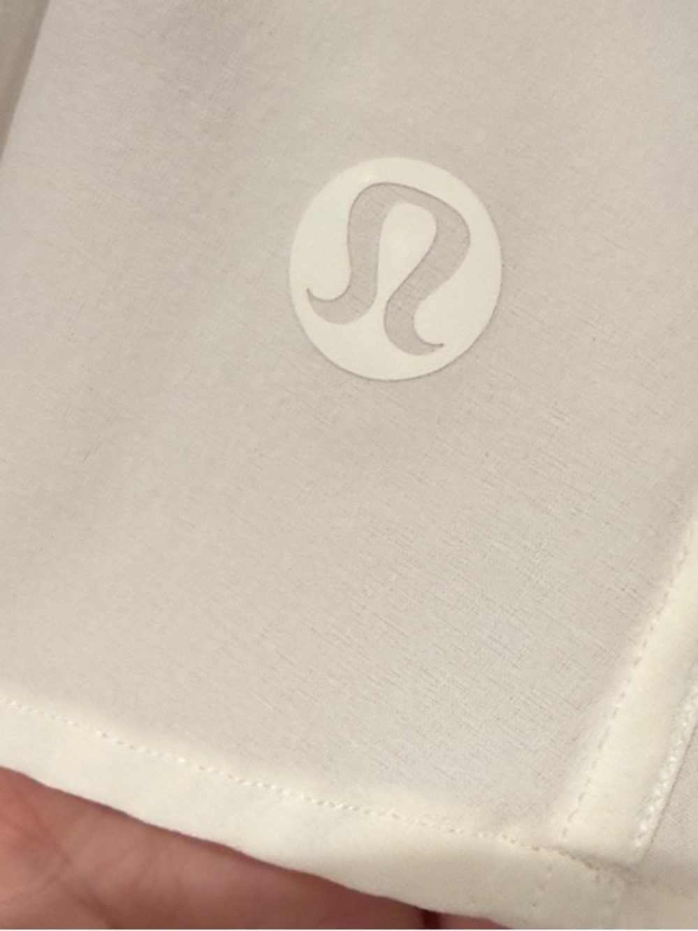 lululemon athletica White Women's Athletic Skort with Built-In Shortliner - Picture 2 of 4